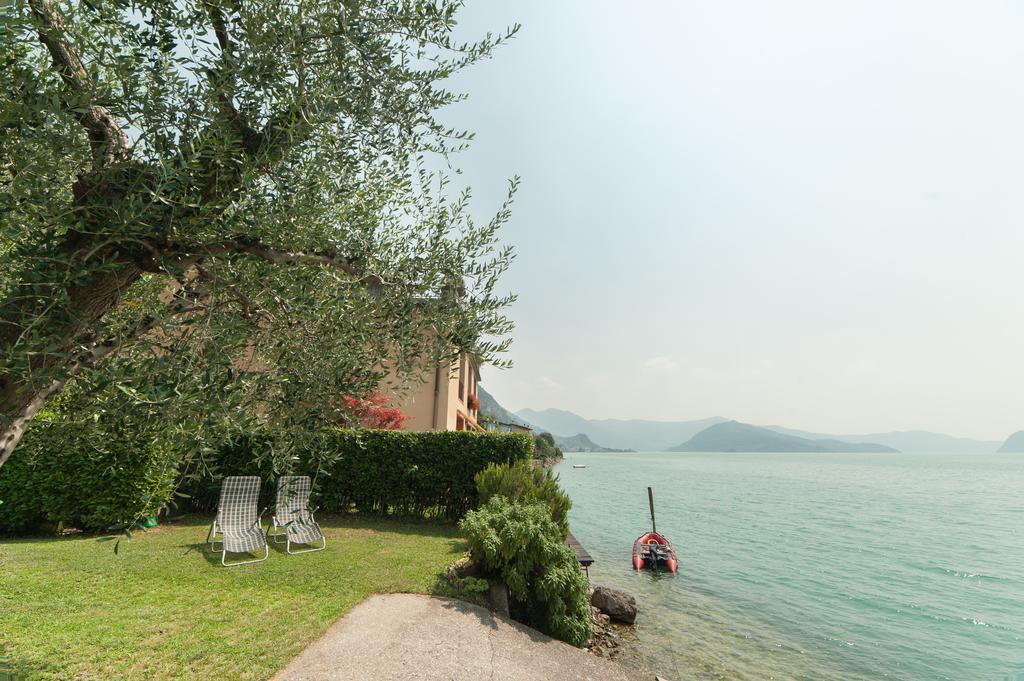 Nest On The Lake Marone Room photo